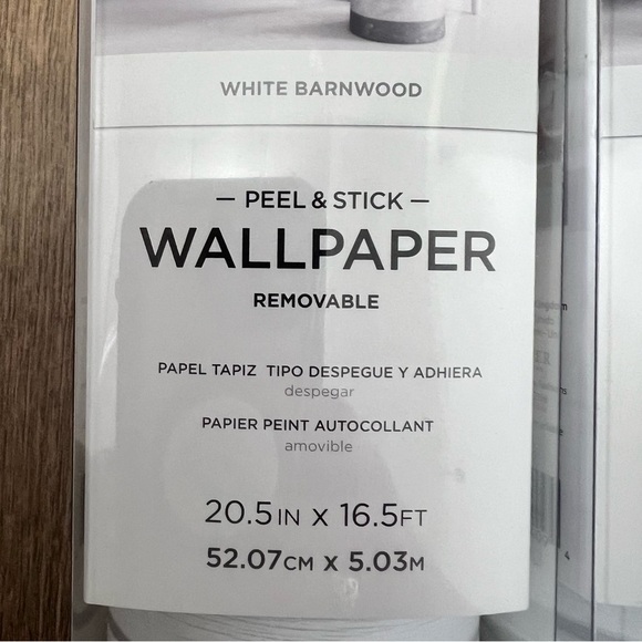Peel and Stick White Barnwood Removable Wallpaper 20.5in x 16.5ft Lot of 2 Rolls - Picture 8 of 12